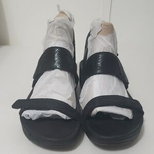 Vionic Orthoheel (Bolina) Black Strappy Platform Sandals